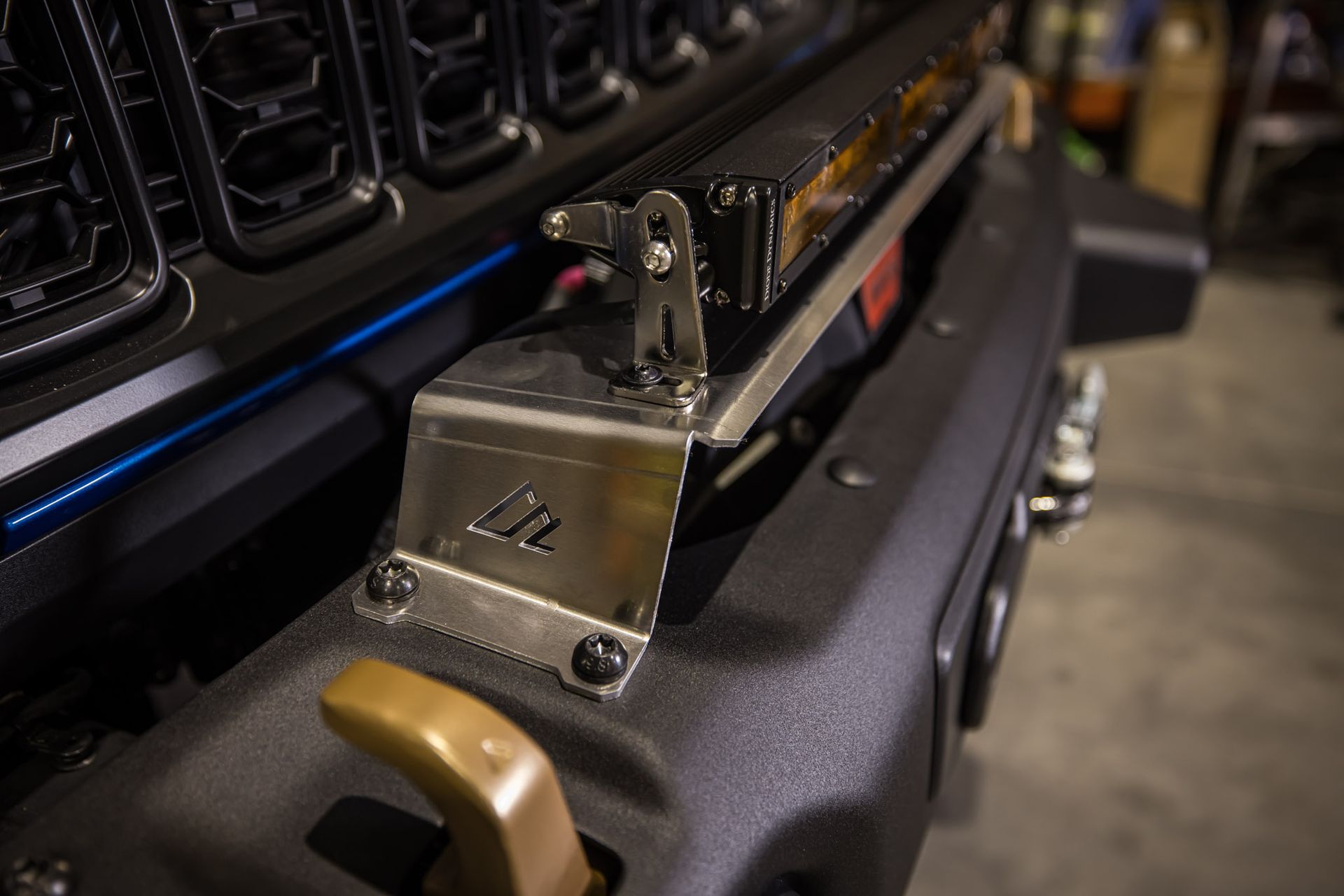 Jeep JL-JT 18" Light Bar Mount