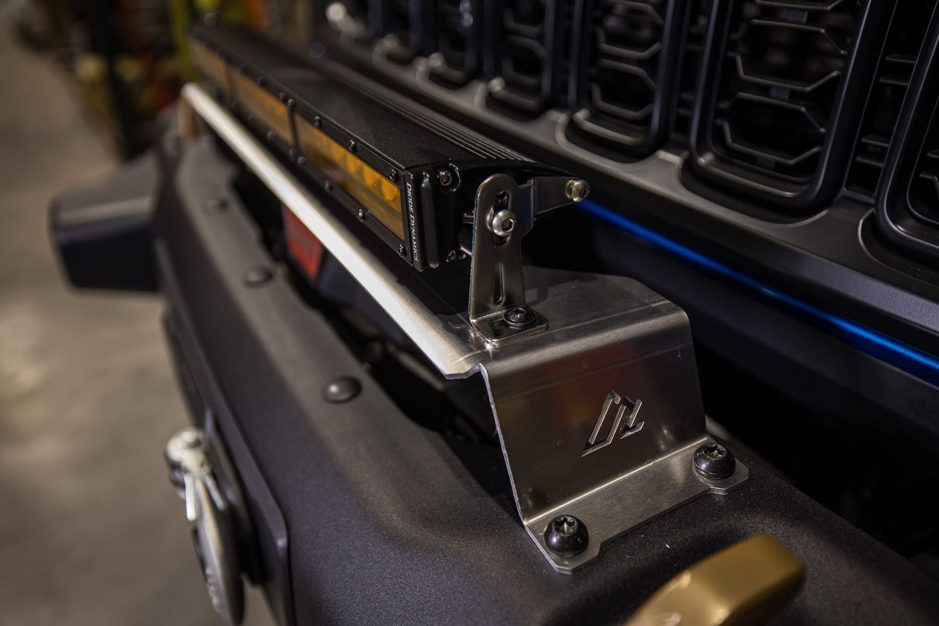 Jeep JL-JT 18" Light Bar Mount