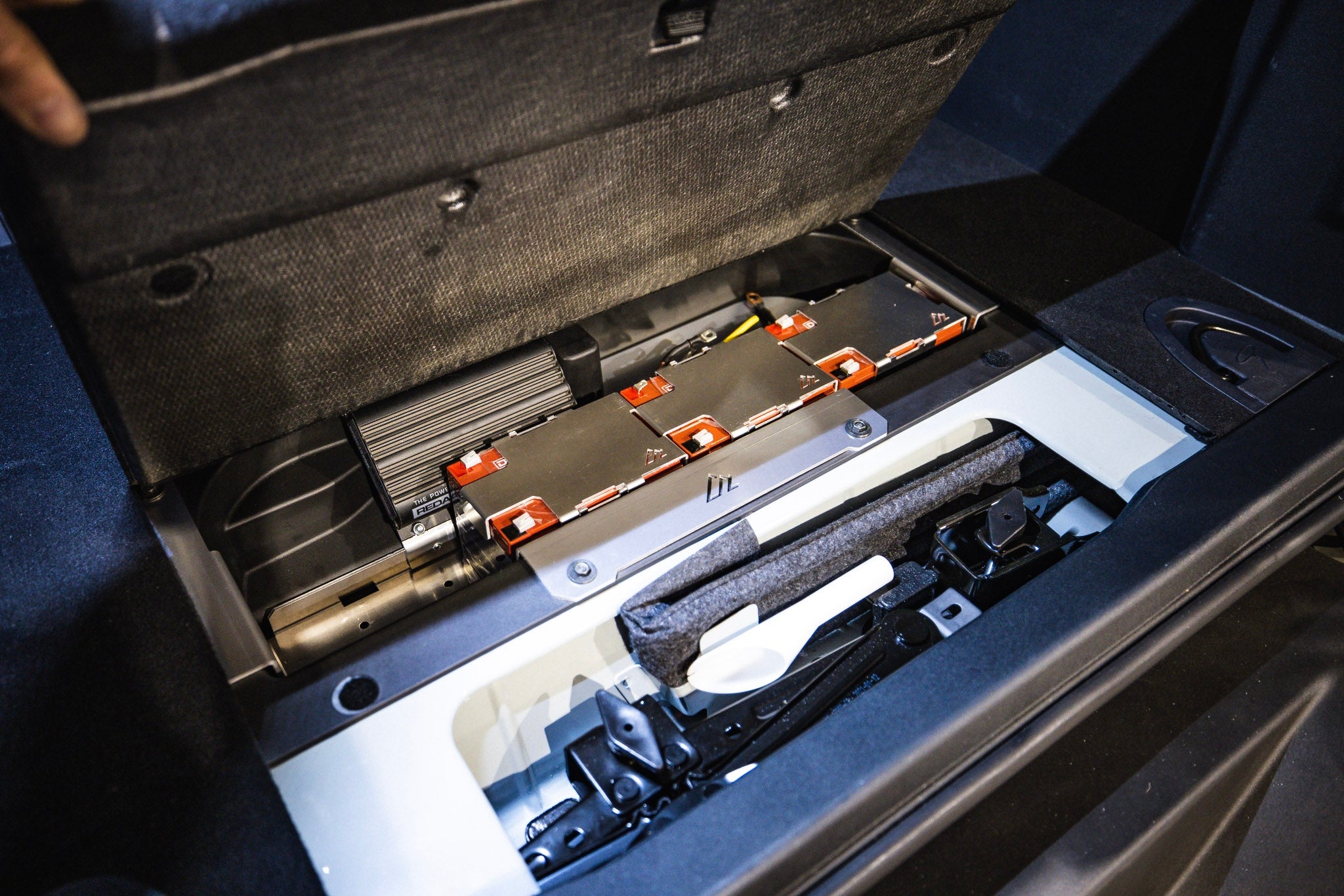 Bronco Cargo Floor Multi-Mount Bracket