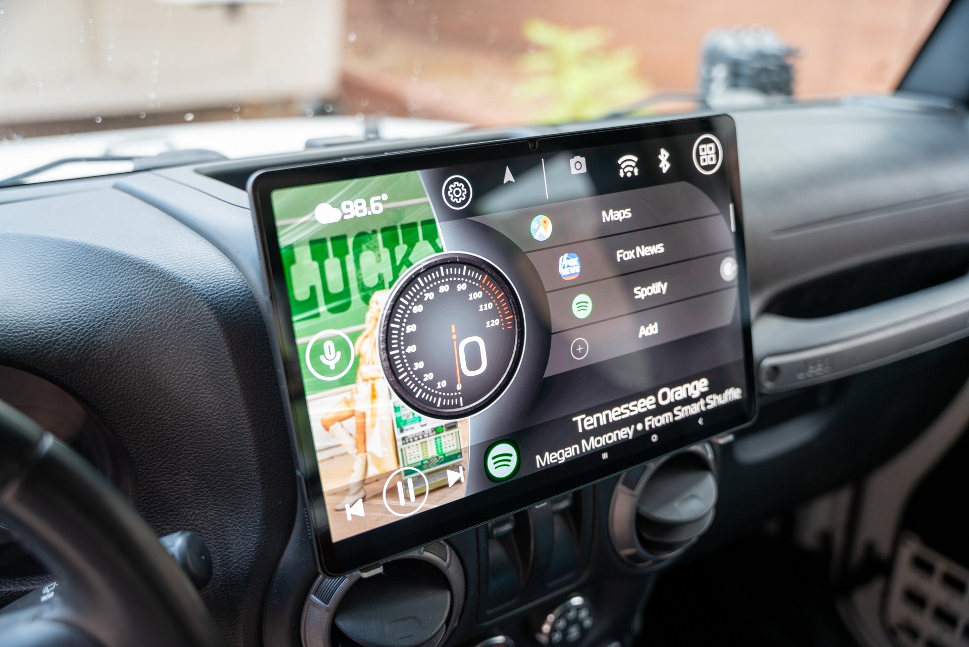 Jeep JK Dash Tablet Mount