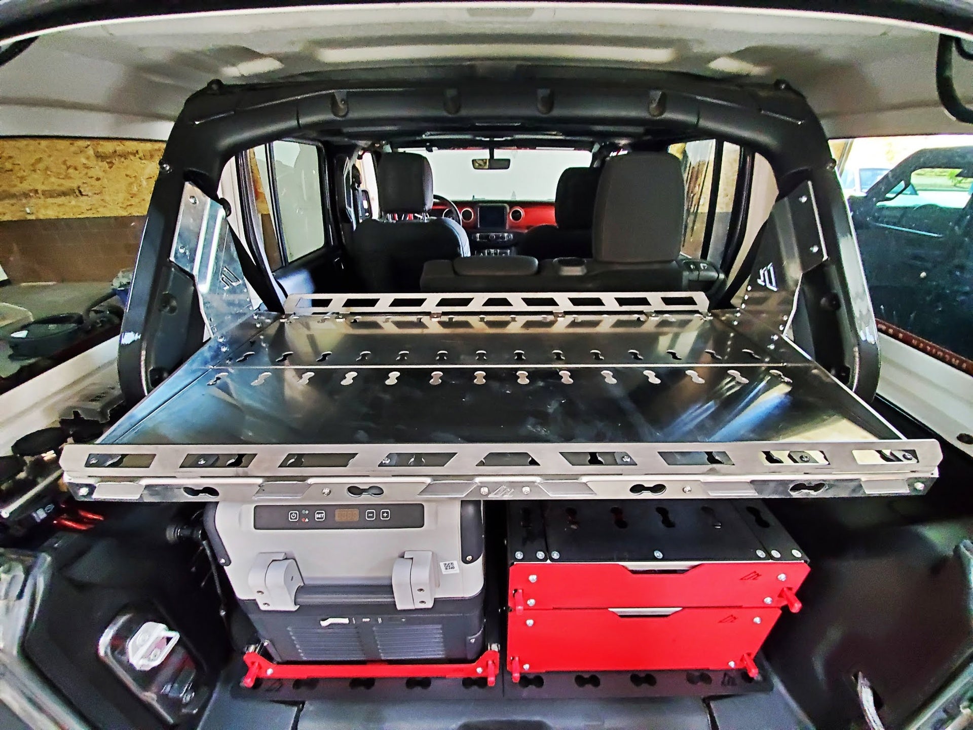 Jeep JLU M.A.S.S. Cargo Shelf - Adjustable Height
