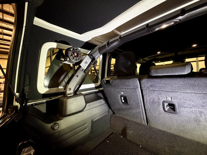 Jeep Wrangler JLU Apex CRS Fixed Mount - C-Pillar