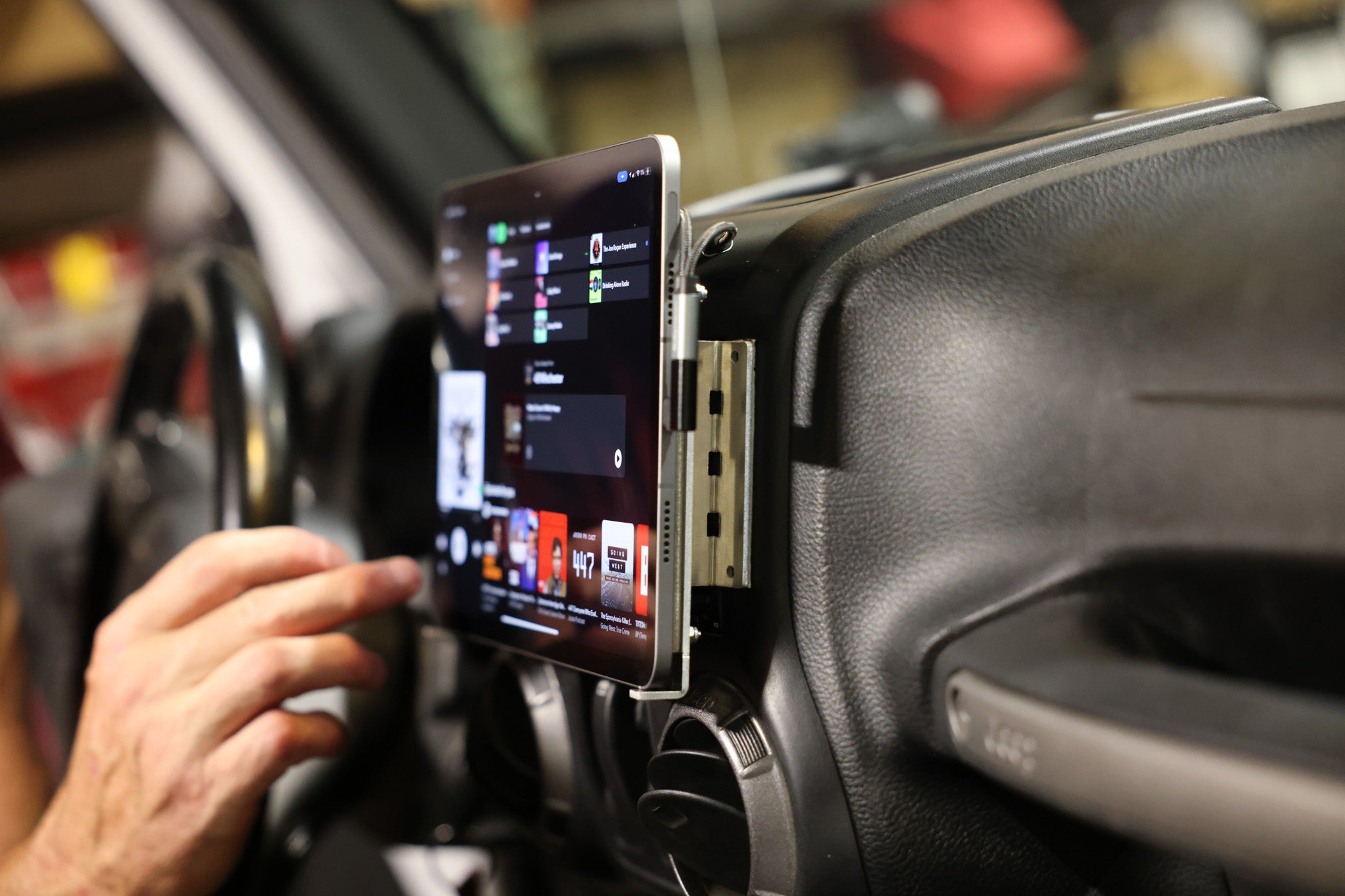 Jeep JK Dash Tablet Mount