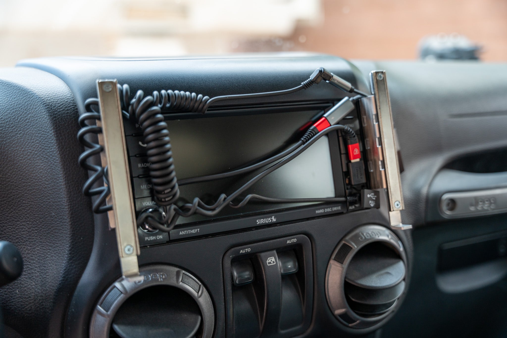 Jeep JK Dash Tablet Mount