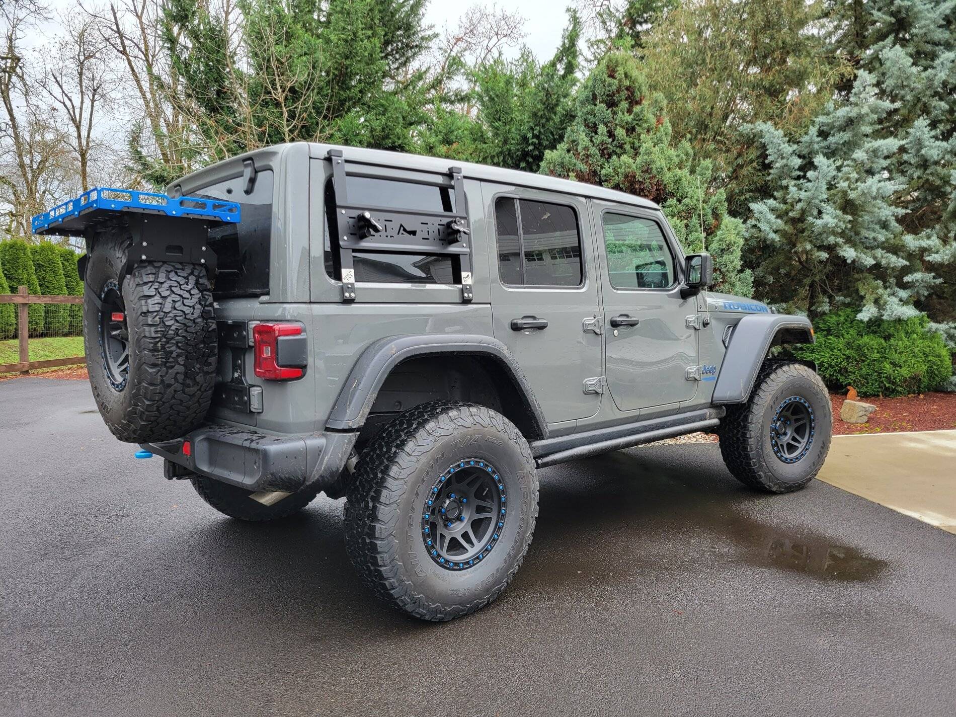 Jeep JLU MASS Cargo Shelf -baskiboat  2.jpg