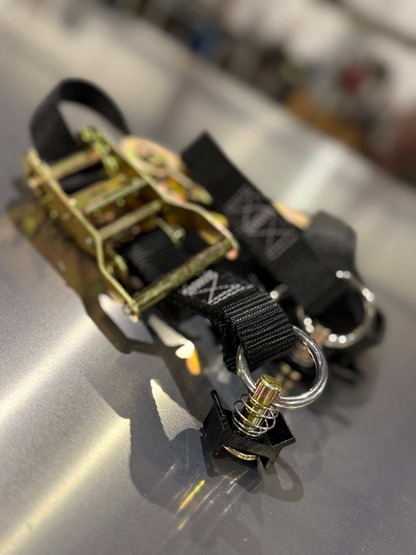Dual Connector Ratchet Strap