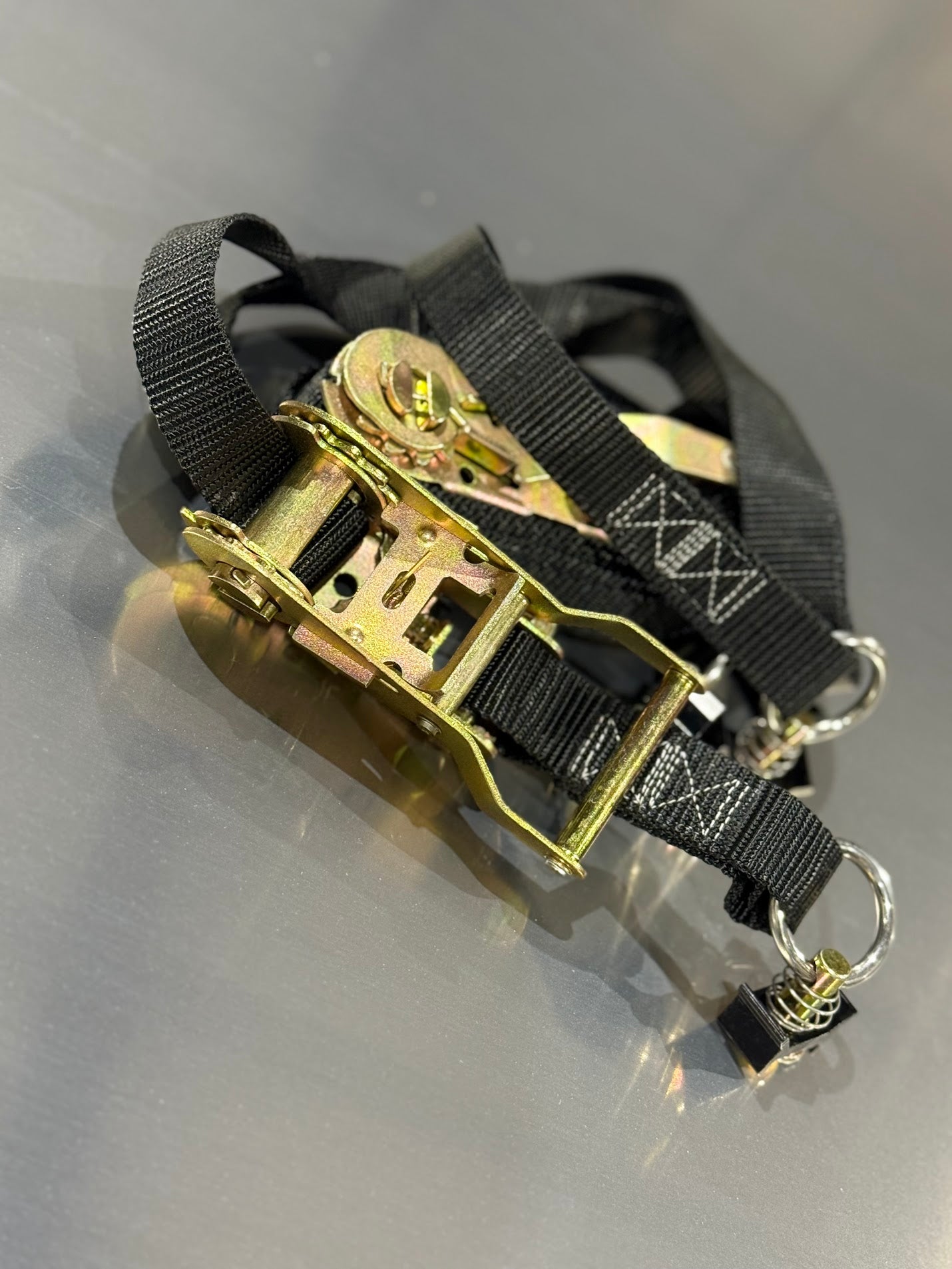 Dual Connector Ratchet Strap